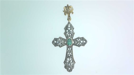 Pendente Sommer Donna Stile Antico in Oro giallo Smeraldo 0.50 Ct CROCE DIA CT 0.4 SME CT 0.50 6.60 AG+AU - CROCE DIA CT 0.4 SME CT 0.50 6.60 AG+AU